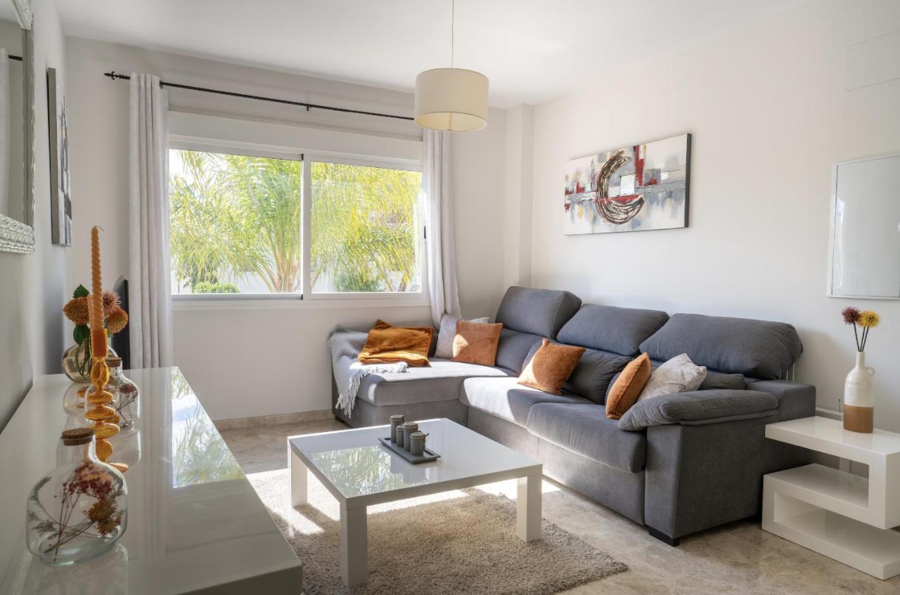 2Bdr Penthouse, Los Naranjos, W/Pool, 2Km P.Banus Marbella Exterior photo